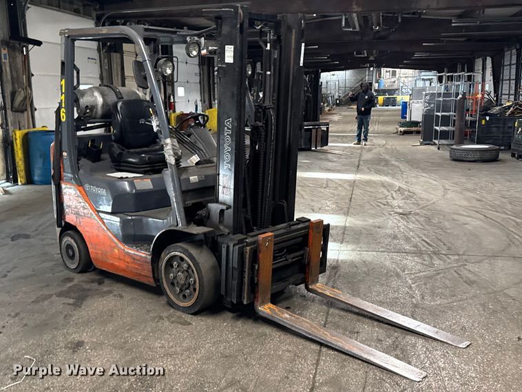 image for item FB5540 Toyota 8FGCU25 forklift