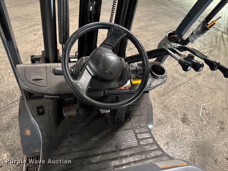 image for item FB5540 Toyota 8FGCU25 forklift