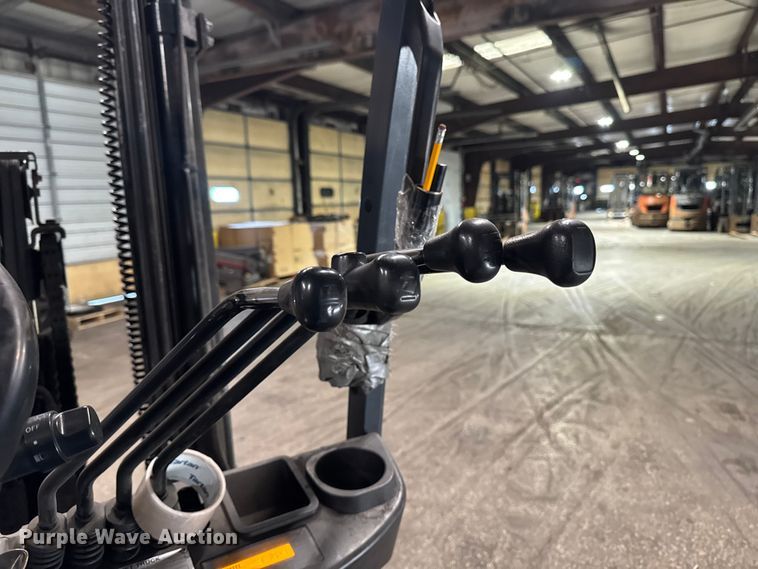 image for item FB5540 Toyota 8FGCU25 forklift