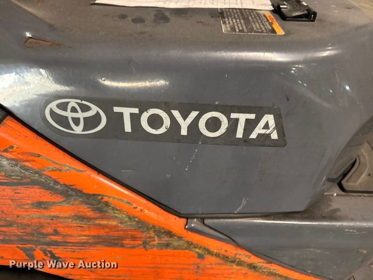 image for item FB5540 Toyota 8FGCU25 forklift