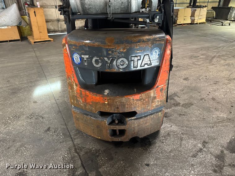 image for item FB5540 Toyota 8FGCU25 forklift