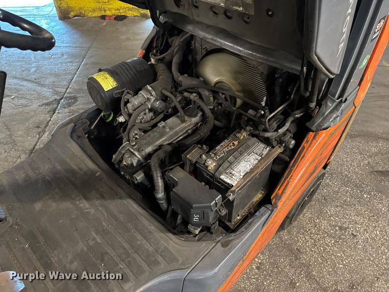 image for item FB5541 Toyota 8FGCU25 forklift