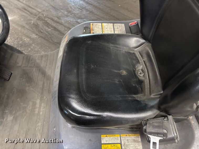 image for item FB5542 Toyota 8FGCU25 forklift