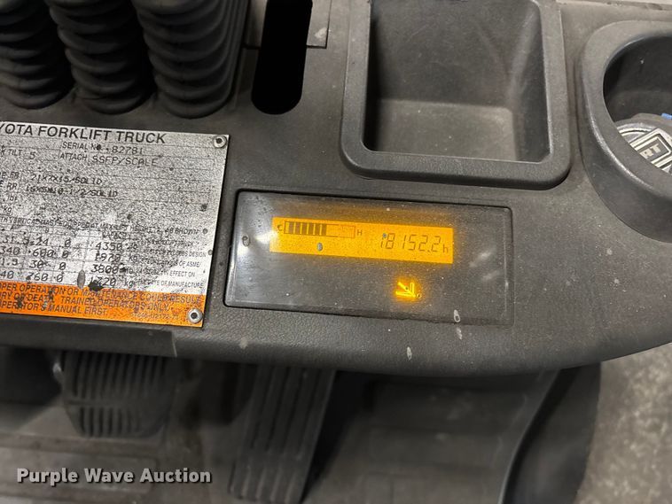 image for item FB5542 Toyota 8FGCU25 forklift