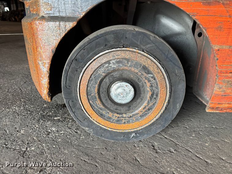 image for item FB5542 Toyota 8FGCU25 forklift