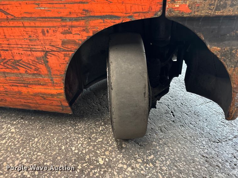 image for item FB5542 Toyota 8FGCU25 forklift