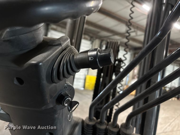 image for item FB5543 Toyota 8FGCU25 forklift