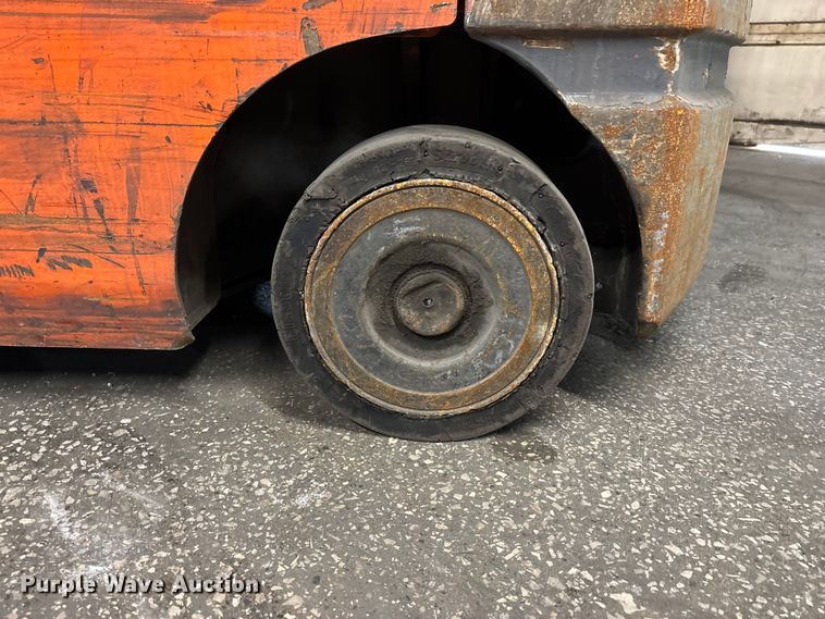 image for item FB5543 Toyota 8FGCU25 forklift