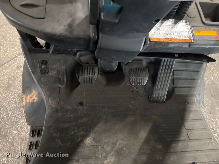 image for item FB5544 Toyota 8FGCU25 forklift