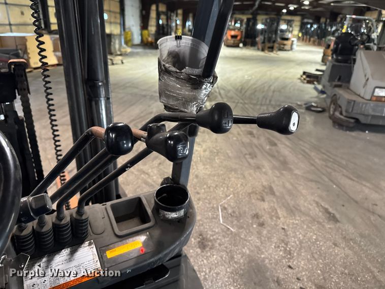 image for item FB5544 Toyota 8FGCU25 forklift