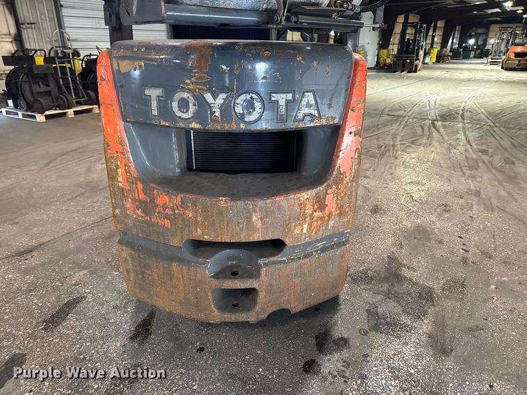 image for item FB5544 Toyota 8FGCU25 forklift