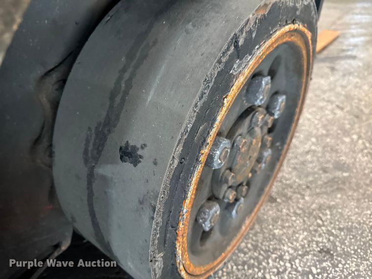 image for item FB5544 Toyota 8FGCU25 forklift