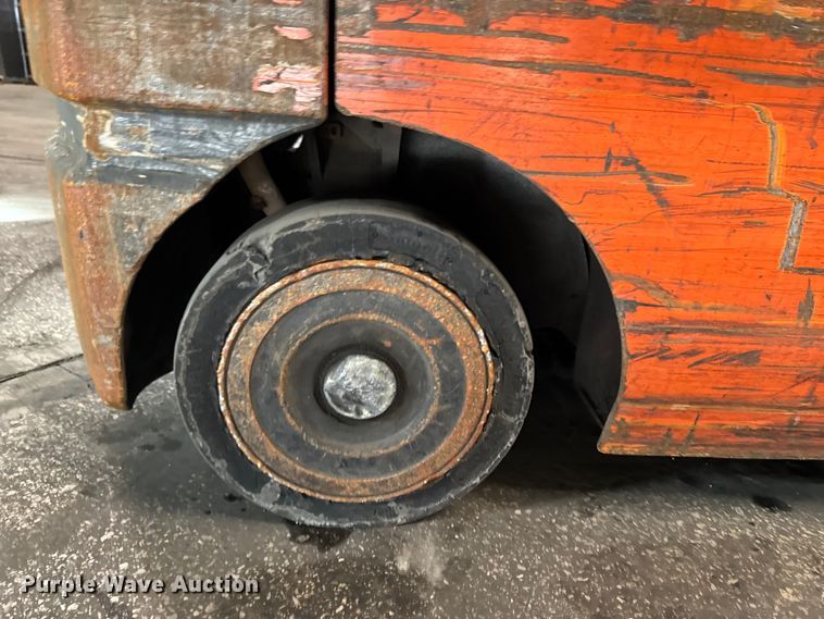 image for item FB5544 Toyota 8FGCU25 forklift