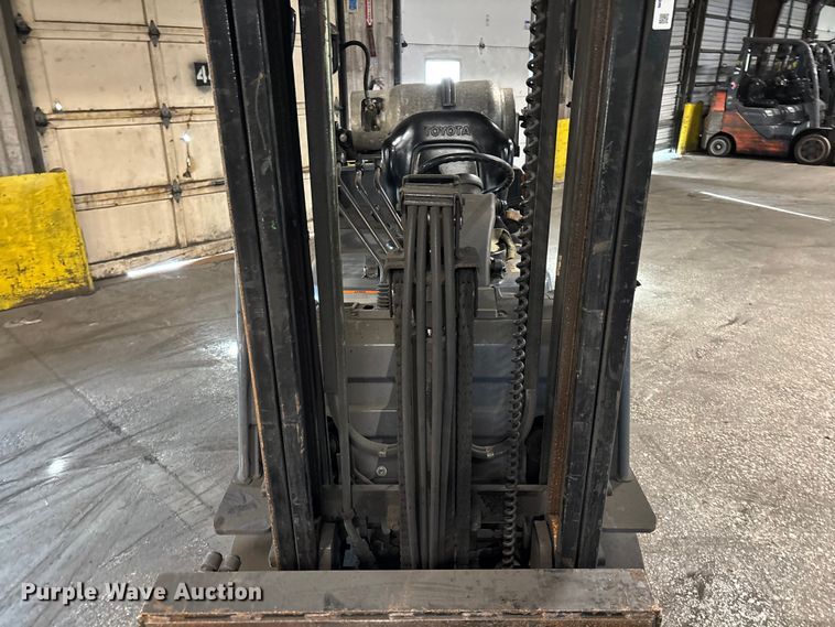 image for item FB5545 Toyota 8FGCU25 forklift