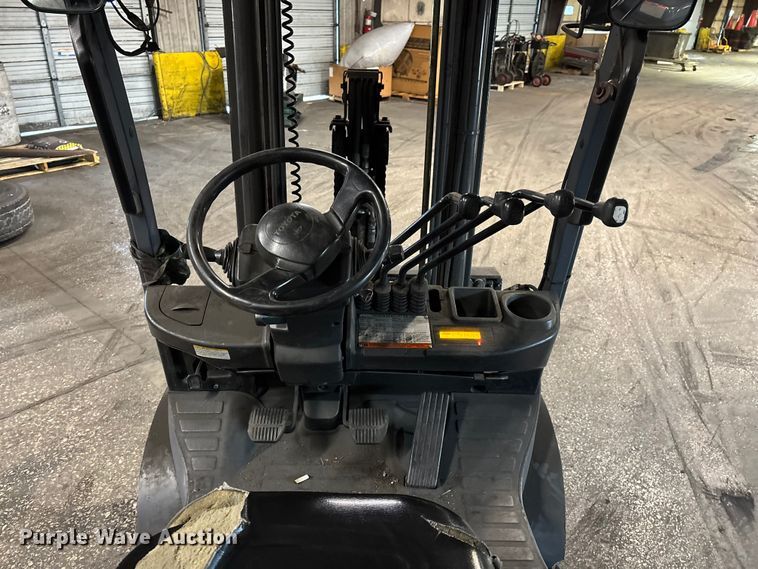 image for item FB5545 Toyota 8FGCU25 forklift