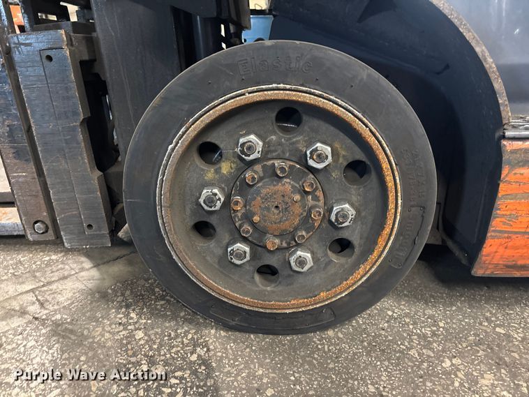 image for item FB5545 Toyota 8FGCU25 forklift