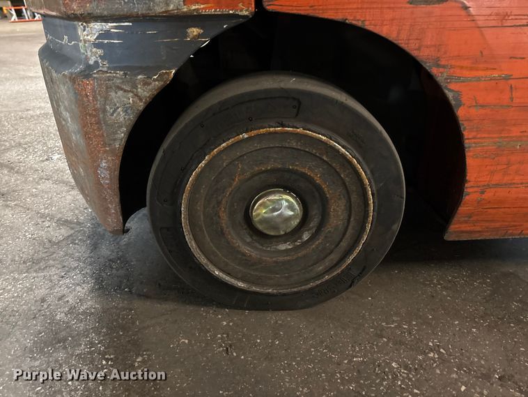 image for item FB5545 Toyota 8FGCU25 forklift