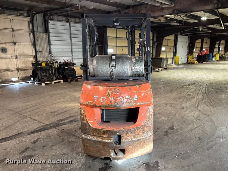 image for item FB5546 Toyota 7FGCU25 forklift