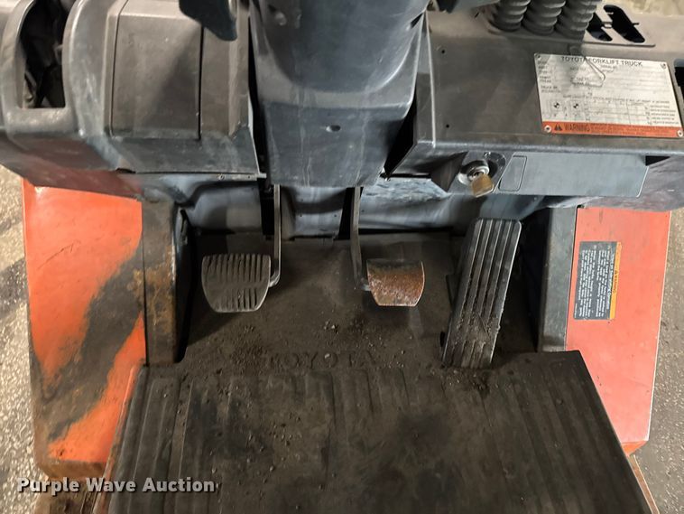 image for item FB5546 Toyota 7FGCU25 forklift