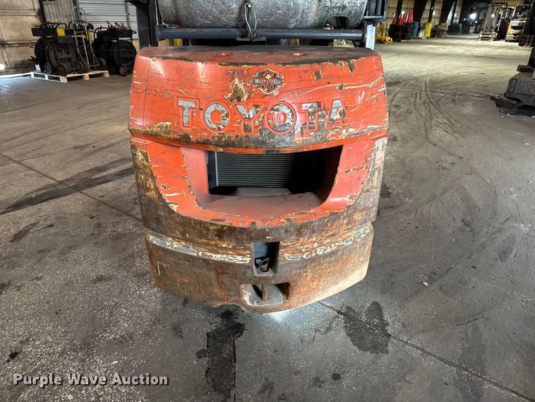 image for item FB5546 Toyota 7FGCU25 forklift