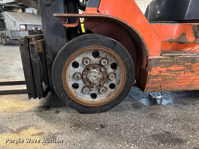 image for item FB5546 Toyota 7FGCU25 forklift
