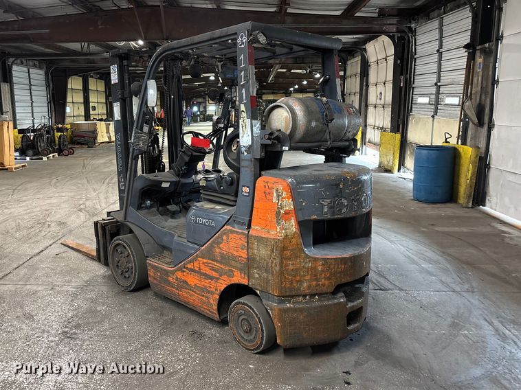 image for item FB5547 Toyota 8FGCU25 forklift