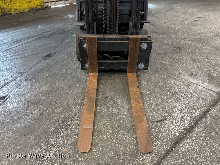 image for item FB5547 Toyota 8FGCU25 forklift