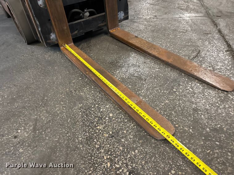 image for item FB5547 Toyota 8FGCU25 forklift