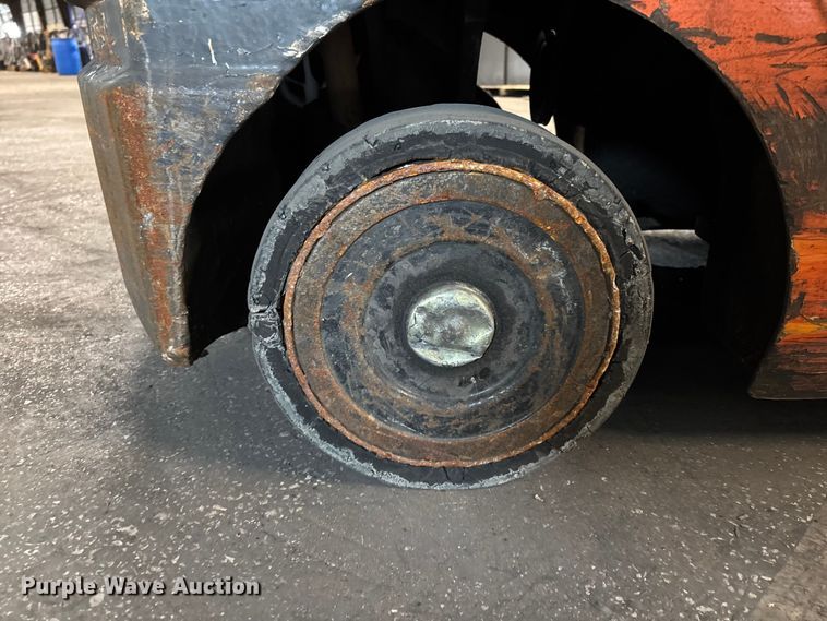 image for item FB5547 Toyota 8FGCU25 forklift