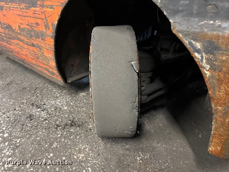 image for item FB5547 Toyota 8FGCU25 forklift