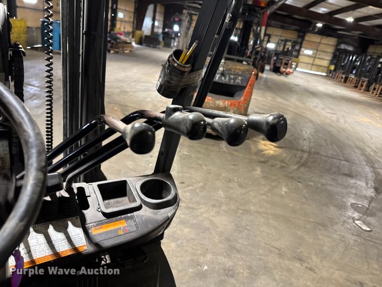 image for item FB5548 Toyota 8FGCU25 forklift