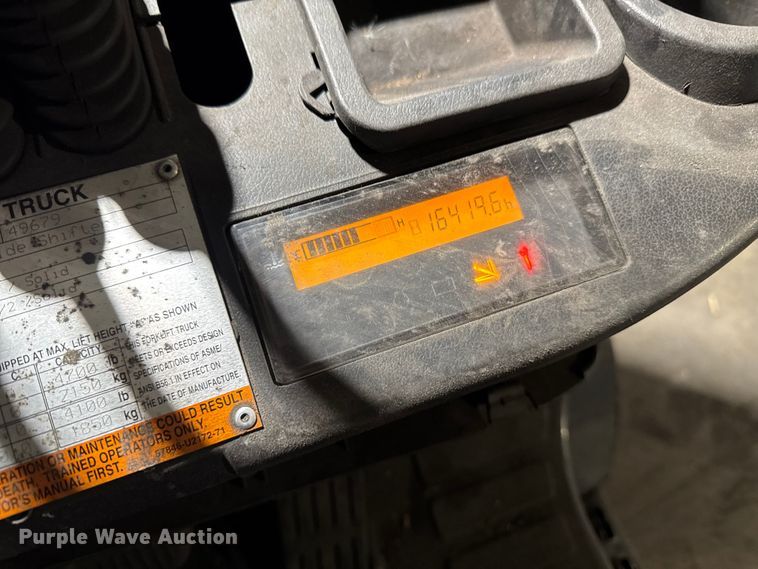 image for item FB5548 Toyota 8FGCU25 forklift