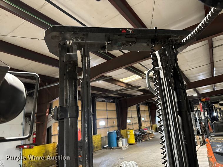 image for item FB5548 Toyota 8FGCU25 forklift