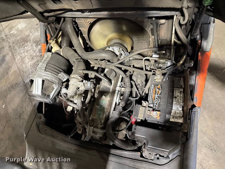 image for item FB5548 Toyota 8FGCU25 forklift