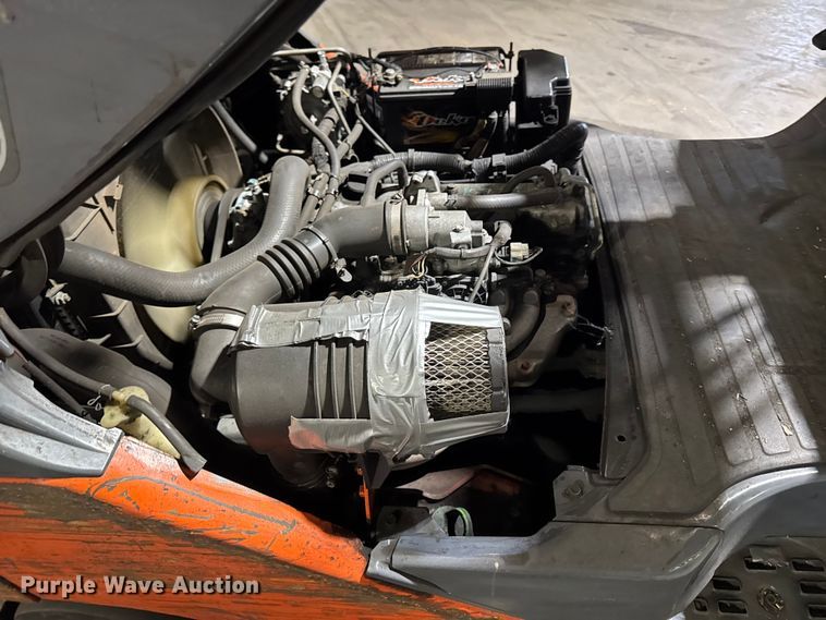 image for item FB5548 Toyota 8FGCU25 forklift