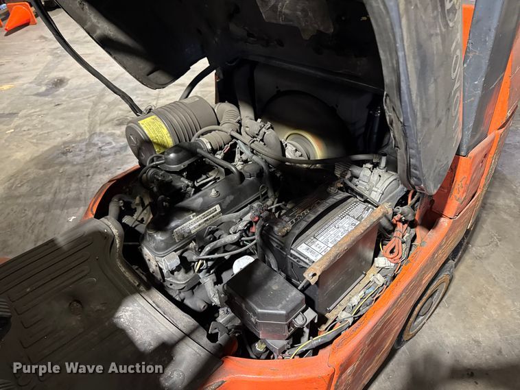 image for item FB5549 Toyota 7FGCU25 forklift