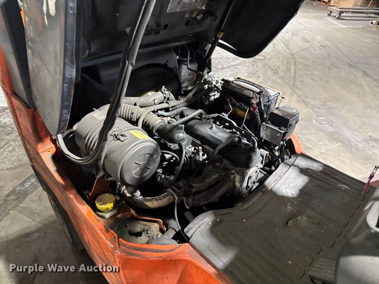 image for item FB5549 Toyota 7FGCU25 forklift