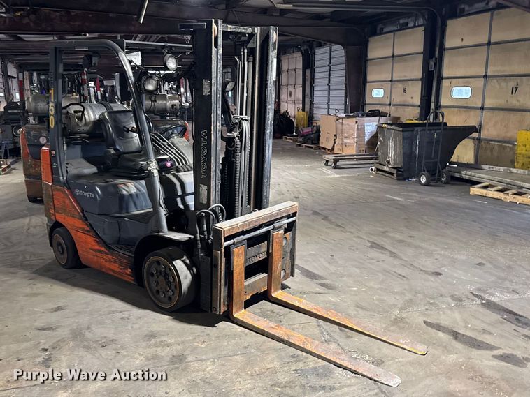 image for item FB5550 Toyota 8FGCU25 forklift