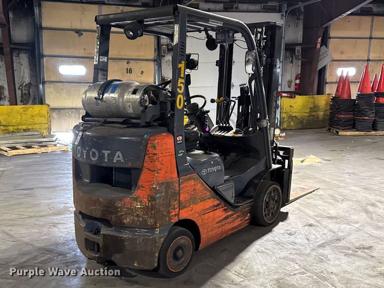 image for item FB5550 Toyota 8FGCU25 forklift