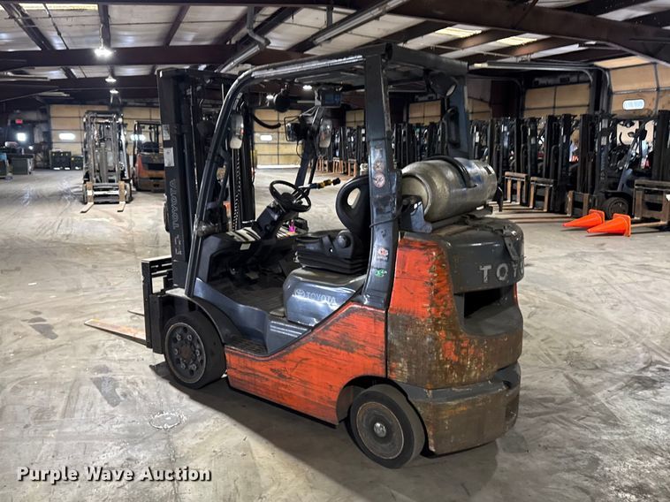 image for item FB5550 Toyota 8FGCU25 forklift