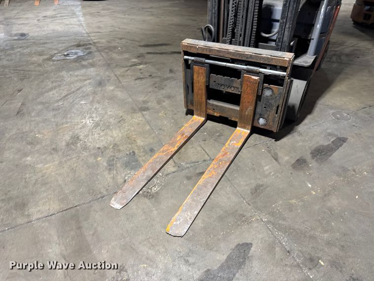 image for item FB5550 Toyota 8FGCU25 forklift