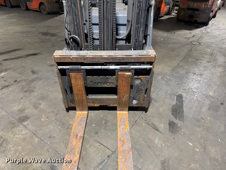 image for item FB5550 Toyota 8FGCU25 forklift