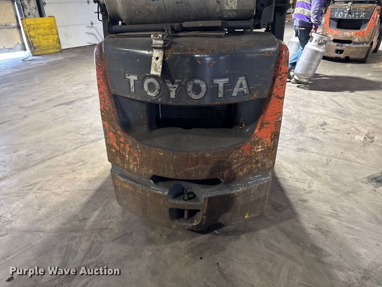 image for item FB5550 Toyota 8FGCU25 forklift