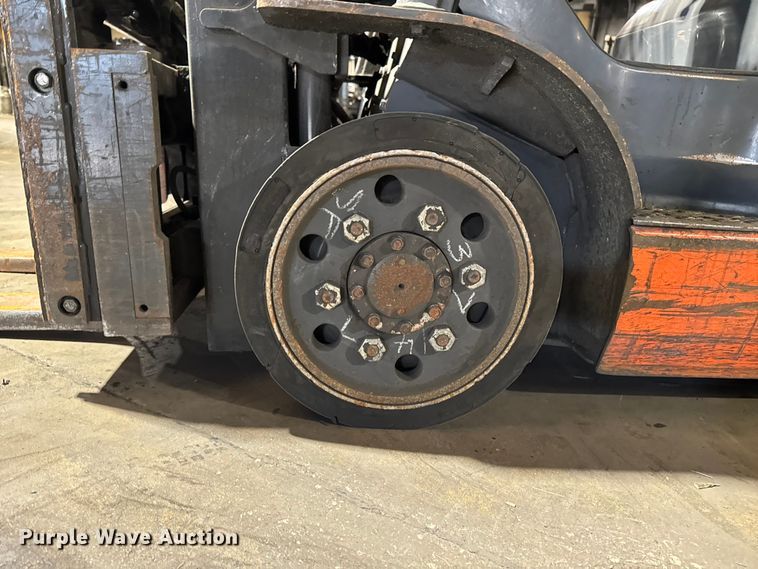 image for item FB5550 Toyota 8FGCU25 forklift