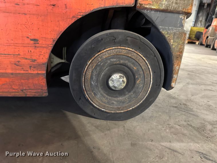image for item FB5550 Toyota 8FGCU25 forklift