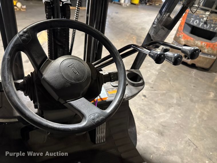 image for item FB5551 Toyota 8FGCU25 forklift