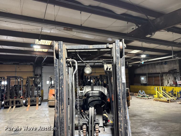 image for item FB5551 Toyota 8FGCU25 forklift