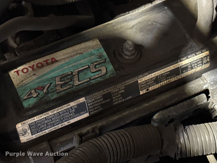 image for item FB5551 Toyota 8FGCU25 forklift