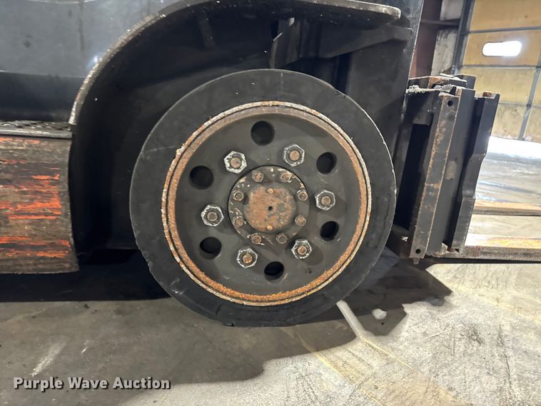 image for item FB5551 Toyota 8FGCU25 forklift