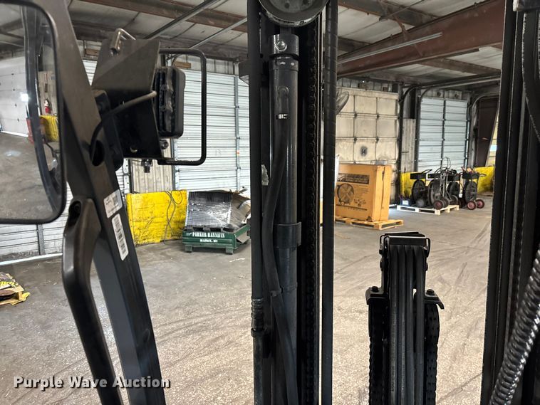 image for item FB5552 Toyota 8FGCU25 forklift